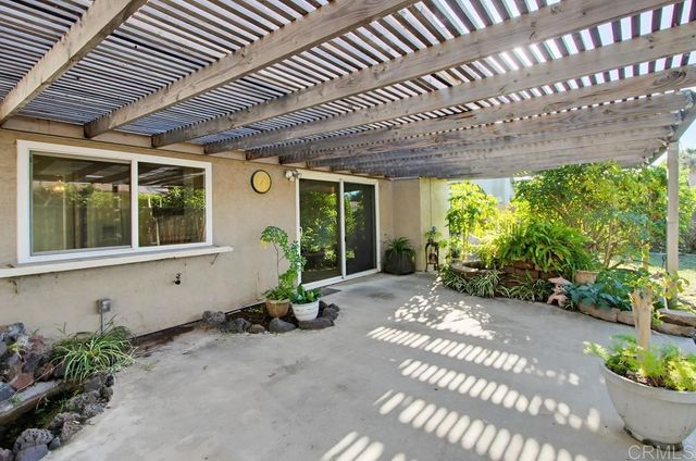 1237 Armstrong Circle, Escondido, CA 92027