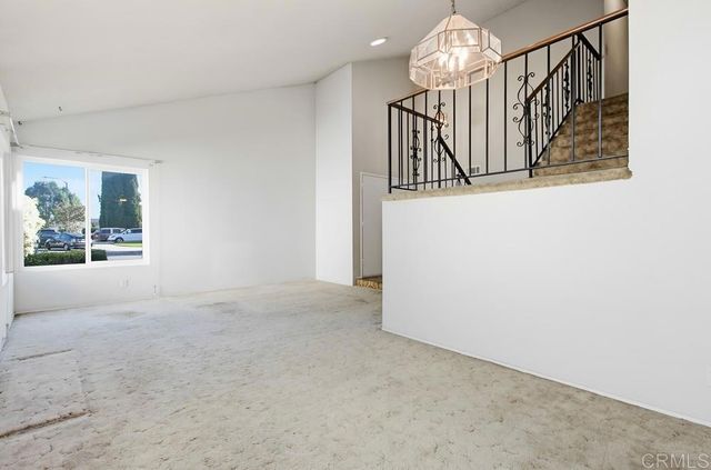 1237 Armstrong Circle, Escondido, CA 92027