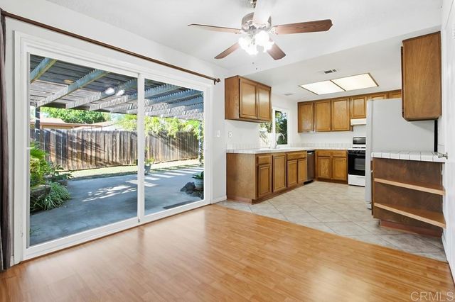 1237 Armstrong Circle, Escondido, CA 92027