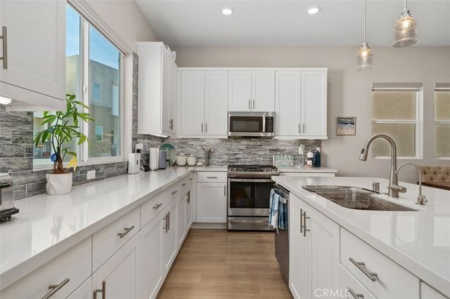 1642 W Saratoga Lane, San Pedro, CA 90732