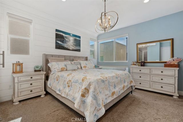 1642 W Saratoga Lane, San Pedro, CA 90732