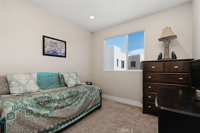 1642 W Saratoga Lane, San Pedro, CA 90732