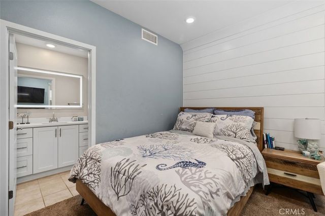 1642 W Saratoga Lane, San Pedro, CA 90732