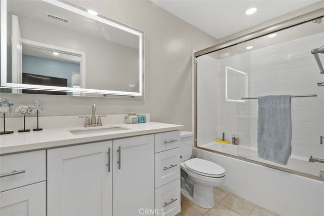 1642 W Saratoga Lane, San Pedro, CA 90732