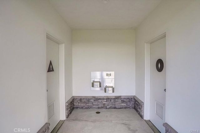 1642 W Saratoga Lane, San Pedro, CA 90732