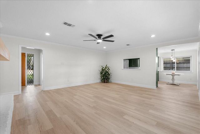 2022 Willow Wisp Drive, Seabrook, TX 77586