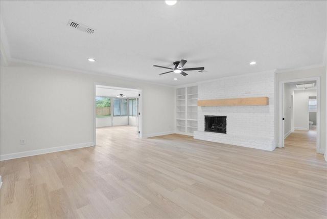 2022 Willow Wisp Drive, Seabrook, TX 77586