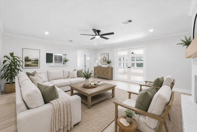 2022 Willow Wisp Drive, Seabrook, TX 77586