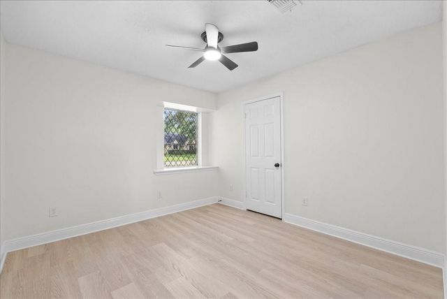 2022 Willow Wisp Drive, Seabrook, TX 77586