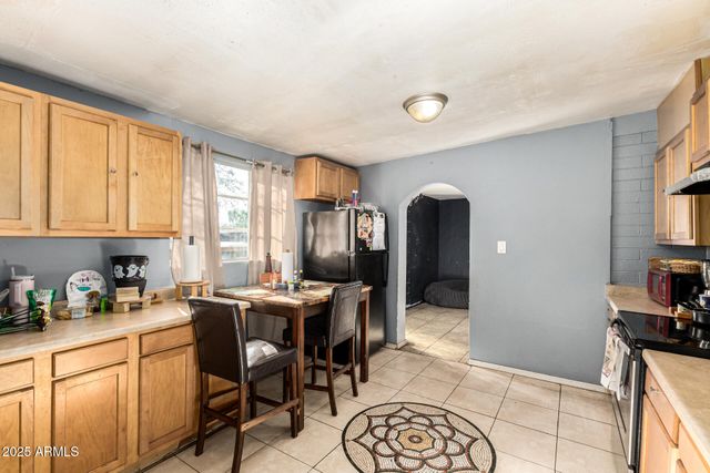 3952 W HUBBELL Street, Phoenix, AZ 85009