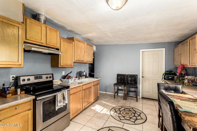 3952 W HUBBELL Street, Phoenix, AZ 85009