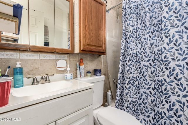 3952 W HUBBELL Street, Phoenix, AZ 85009