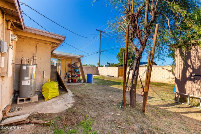 3952 W HUBBELL Street, Phoenix, AZ 85009