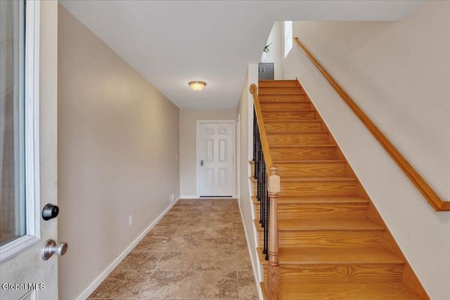 36 2nd Street, Albany, NY 12210