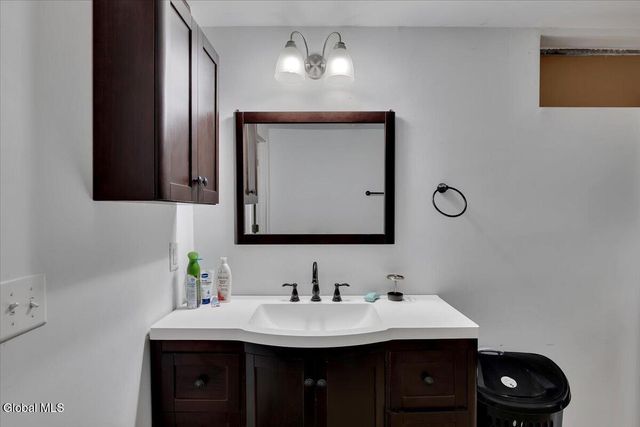 36 2nd Street, Albany, NY 12210