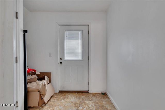 36 2nd Street, Albany, NY 12210