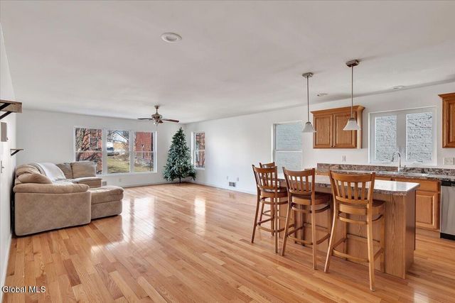 36 2nd Street, Albany, NY 12210