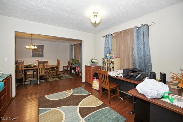 5950 Bayberry Circle, North Ridgeville, OH 44039