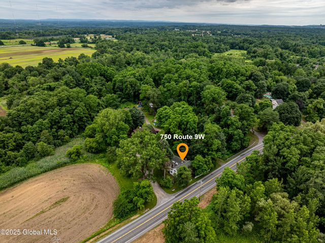 750 Route 9W, Bethlehem, NY 12077