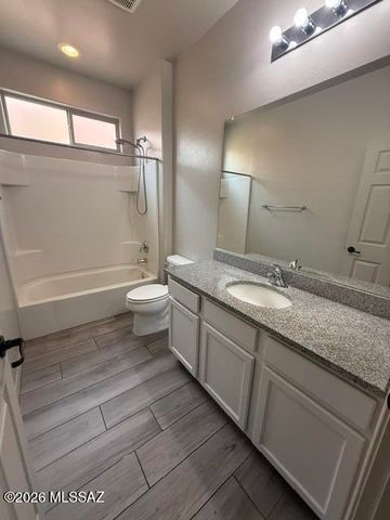 8965 E Wright School Loop, Tucson, AZ 85715