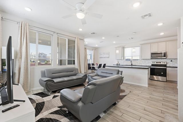 997 S 150th Drive, Goodyear, AZ 85338