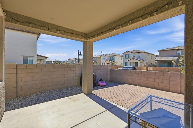 997 S 150th Drive, Goodyear, AZ 85338