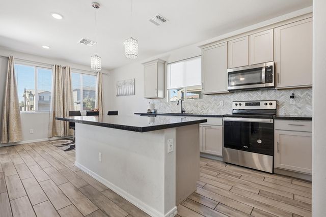 997 S 150th Drive, Goodyear, AZ 85338