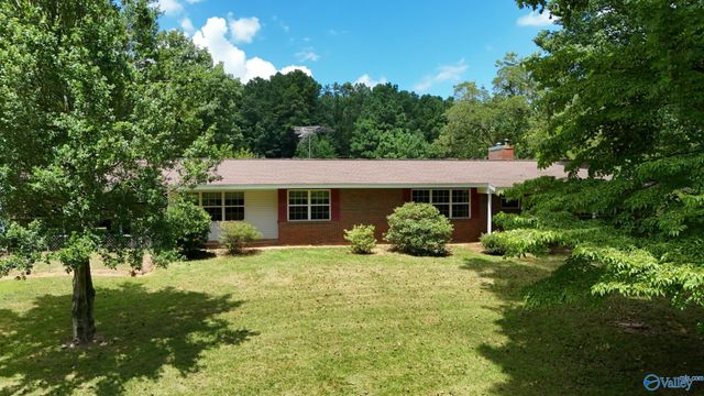 1168 Gandys Cove Road, Falkville, AL 35622