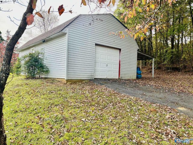 1168 Gandys Cove Road, Falkville, AL 35622