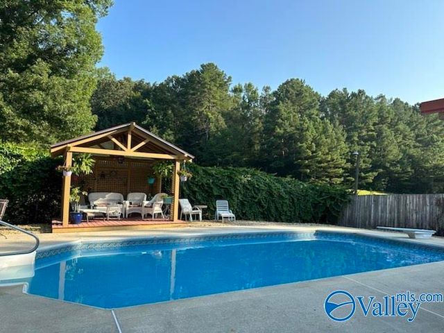 1168 Gandys Cove Road, Falkville, AL 35622