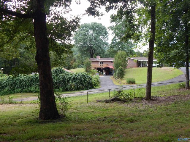 1168 Gandys Cove Road, Falkville, AL 35622