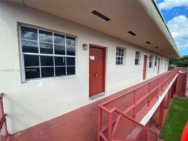 14250 NW 22nd Ave 4, Opa-locka, FL 33054