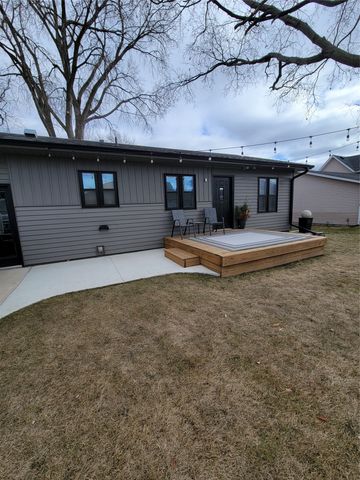 103 NE 4th Street, Panora, IA 50216