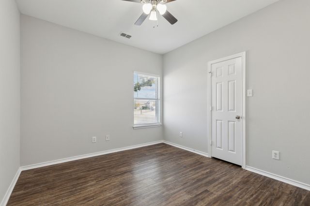 5100 Brookside Drive, Denton, TX 76226