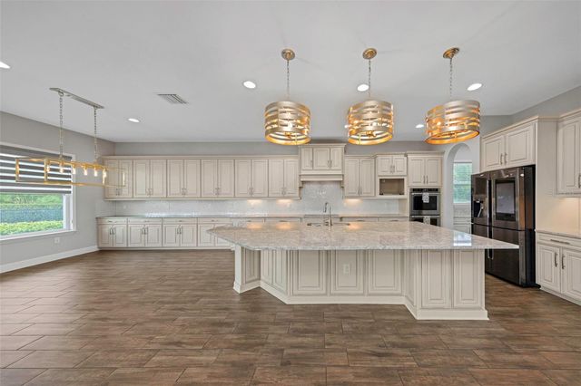 17807 HOWSMOOR PLACE, Lutz, FL 33559