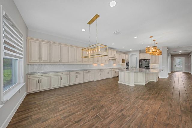 17807 HOWSMOOR PLACE, Lutz, FL 33559