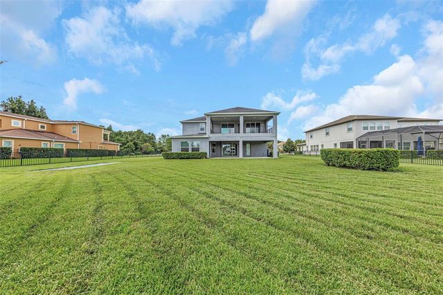 17807 HOWSMOOR PLACE, Lutz, FL 33559