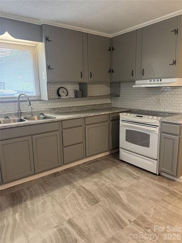 709 Sunset Drive, Salisbury, NC 28147