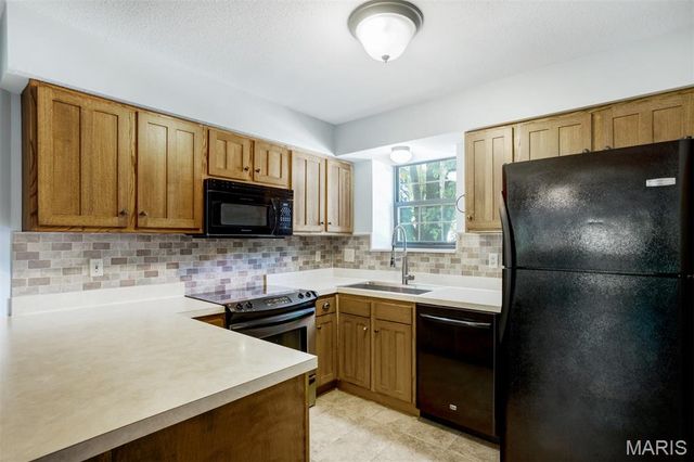 12975 Bryce Canyon Drive D, Maryland Heights, MO 63043