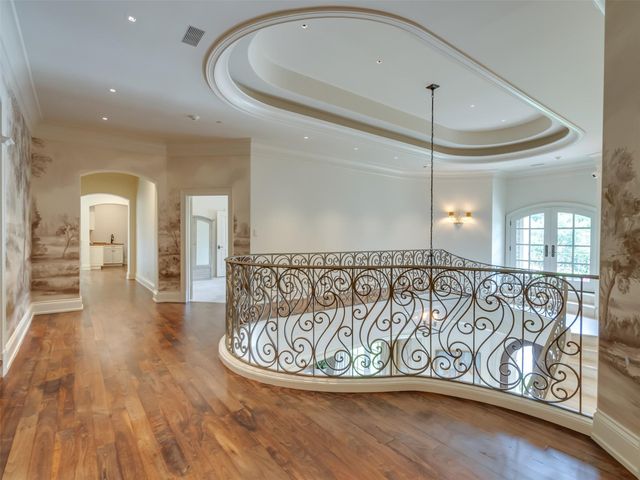 11527 Green Oaks Drive, Houston, TX 77024