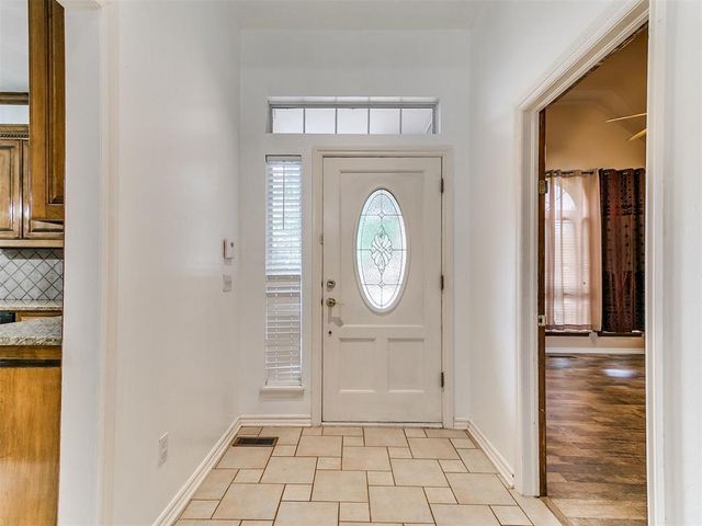 16516 Covington Manor, Edmond, OK 73012