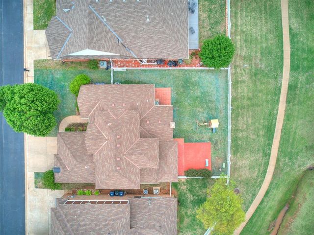 16516 Covington Manor, Edmond, OK 73012