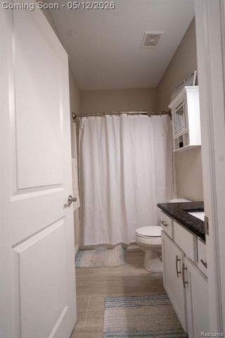 21097 Mcguire, Romulus, MI 48174