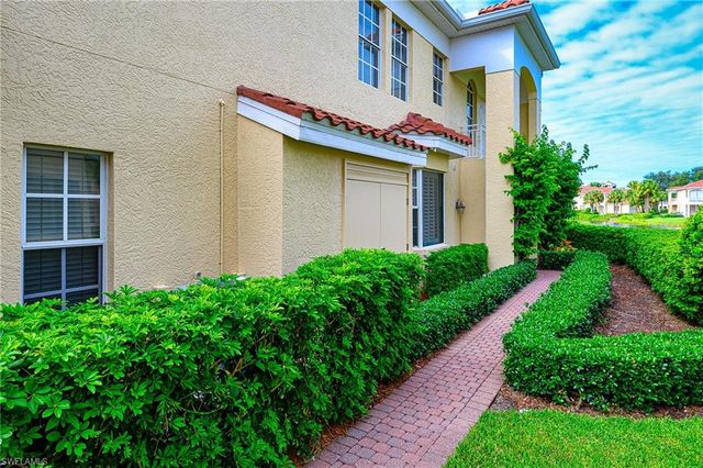 900 L Ambiance Cir Apt 106, Naples, FL 34108