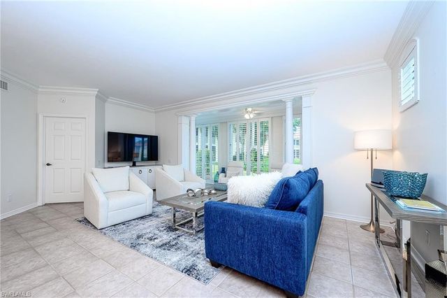 900 L Ambiance Cir Apt 106, Naples, FL 34108
