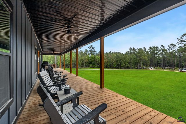 51 N Prong Rd, Swainsboro, GA 30401