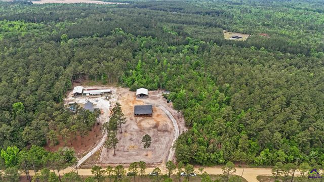 51 N Prong Rd, Swainsboro, GA 30401