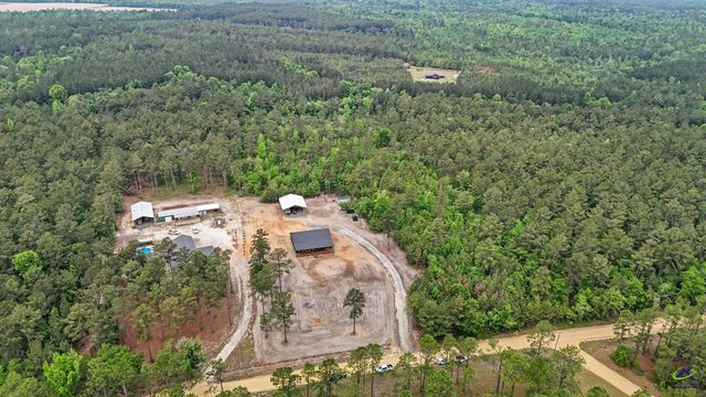 51 N Prong Rd, Swainsboro, GA 30401