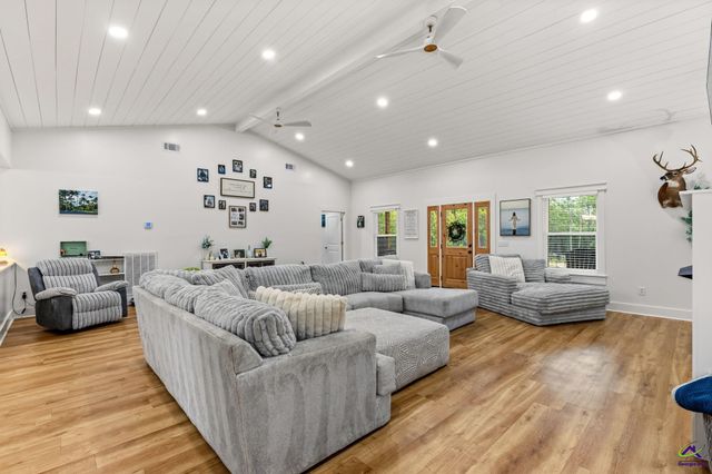 51 N Prong Rd, Swainsboro, GA 30401