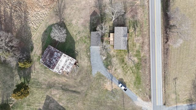 19692 Clay County Highway, Red Boiling Springs, TN 37150
